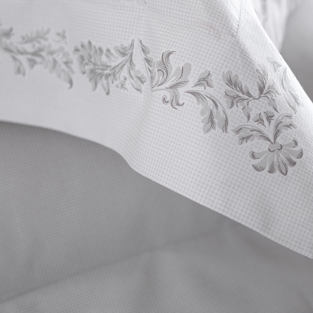 Essentials Signature Edition (White) - 4 Pieces Collection